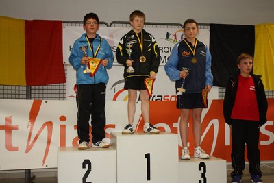 podium-min